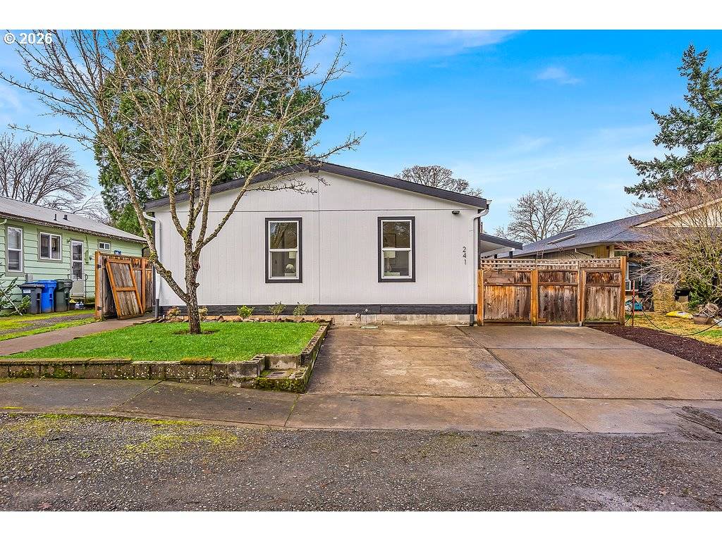 Estacada, OR 97023,241 NW WADE ST