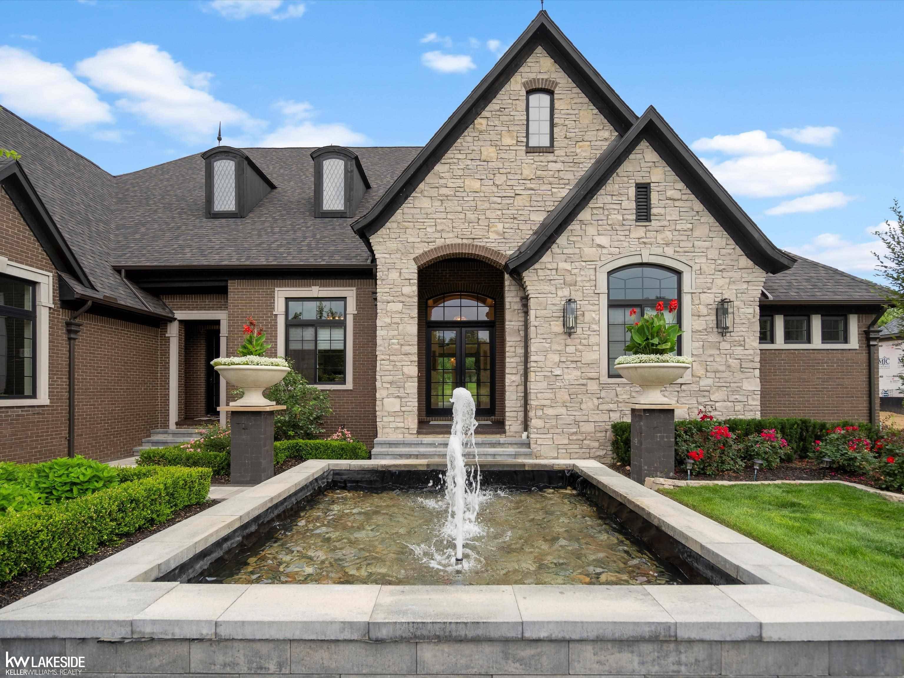 Washington Twp, MI 48094,5769 Cotswold DR