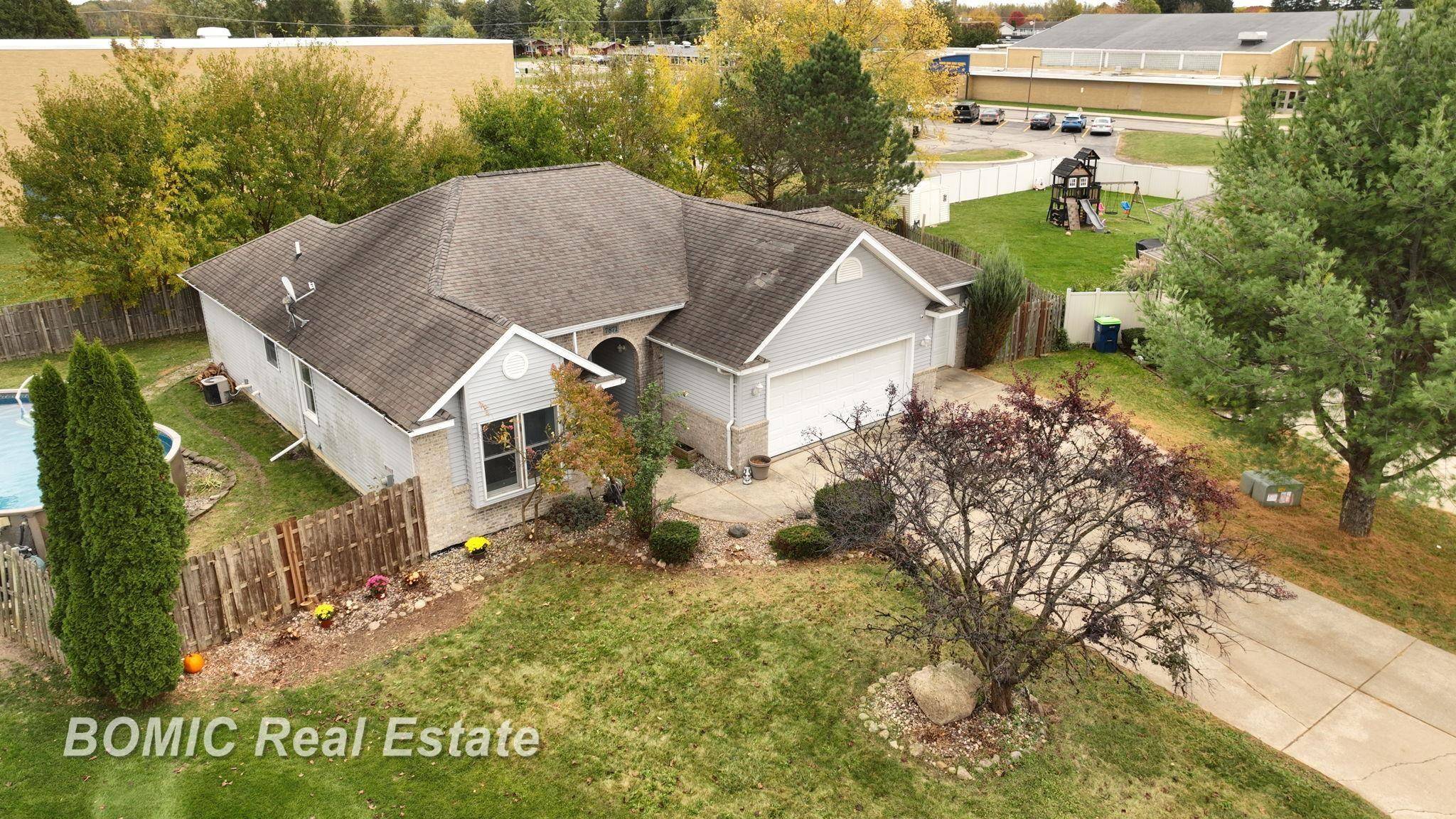 Birch Run, MI 48415,7871 Oak CT