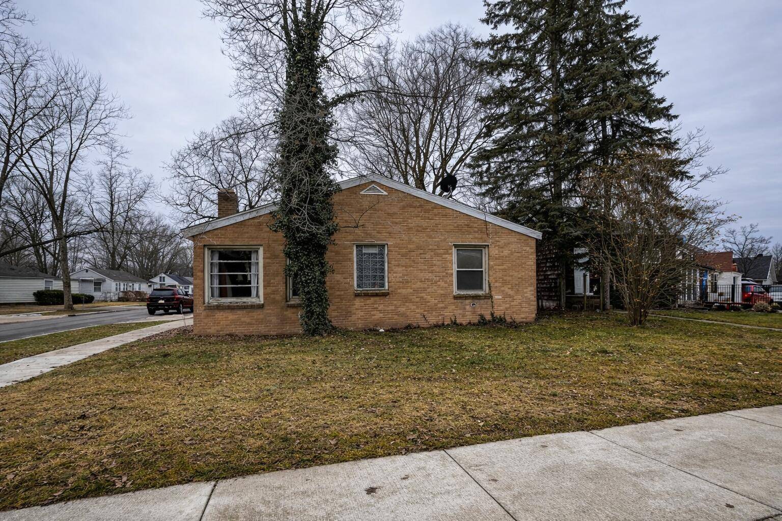 Benton Harbor, MI 49022,1120 Monroe ST