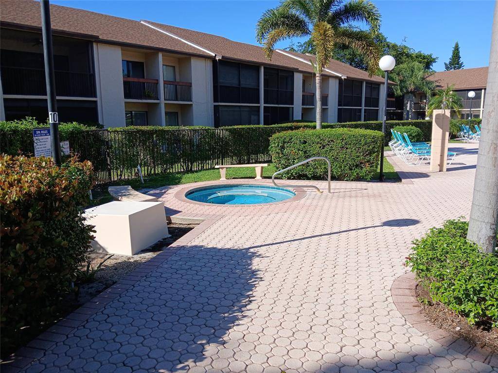 Deerfield Beach, FL 33442,2339 SW 15 St #19