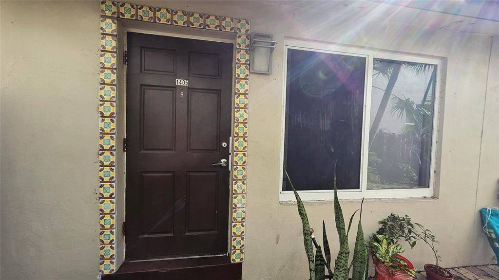 Fort Lauderdale, FL 33305,1405 NE 17th St