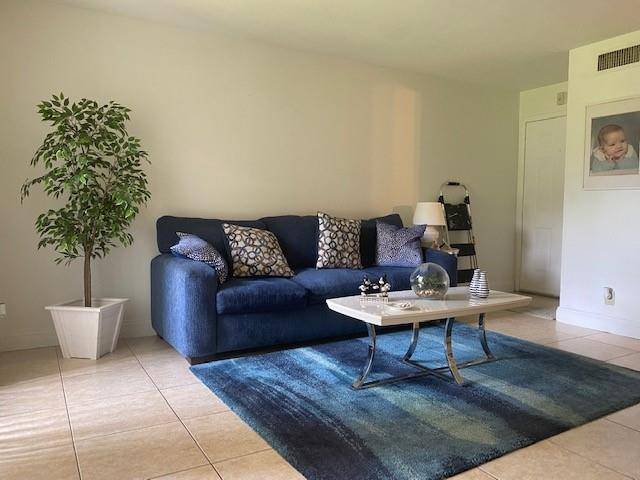 Sunrise, FL 33351,4096 N Pine Island Rd #2110