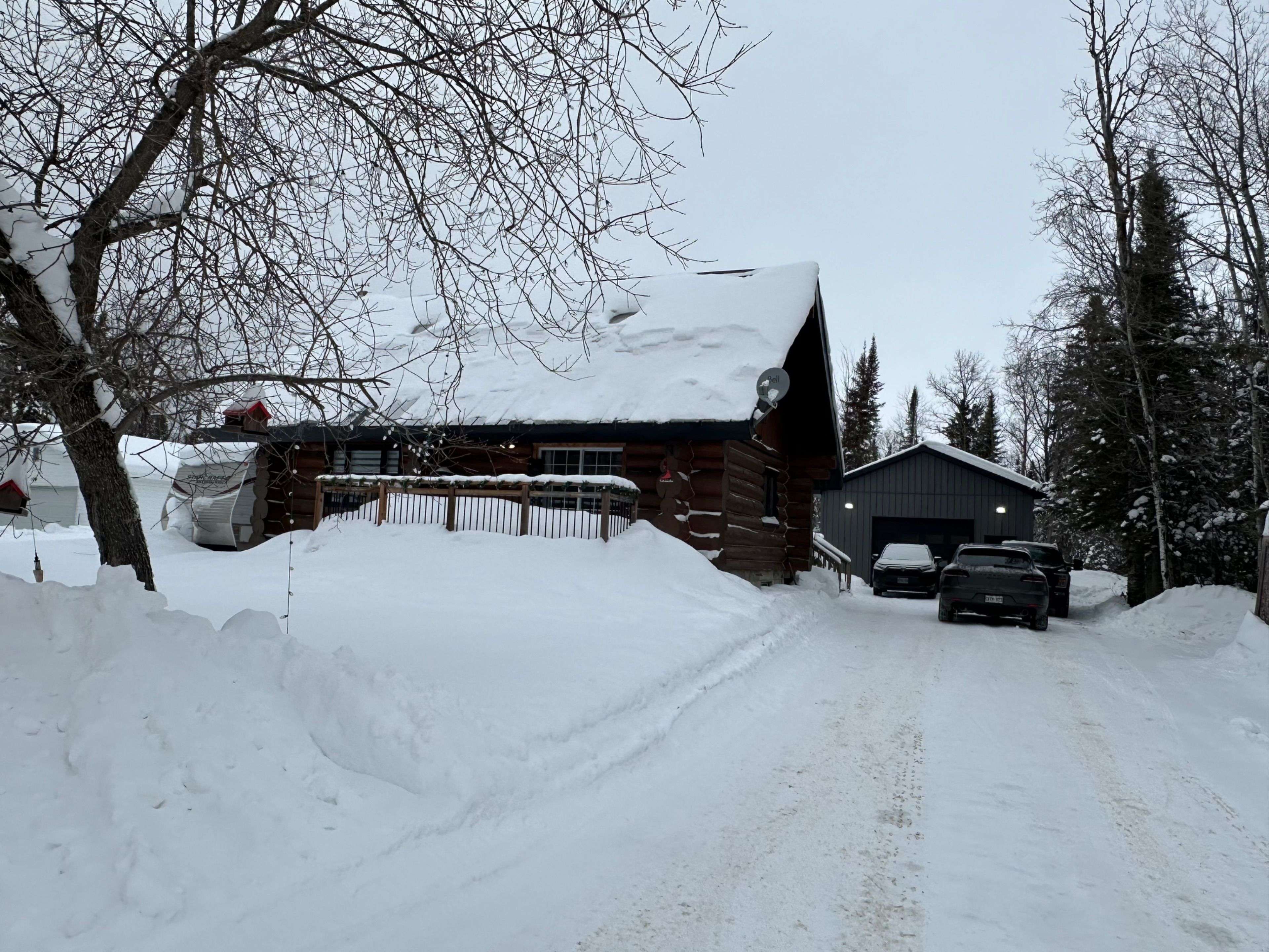 Kapuskasing, ON P5N 2X8,127 Mitchell RD