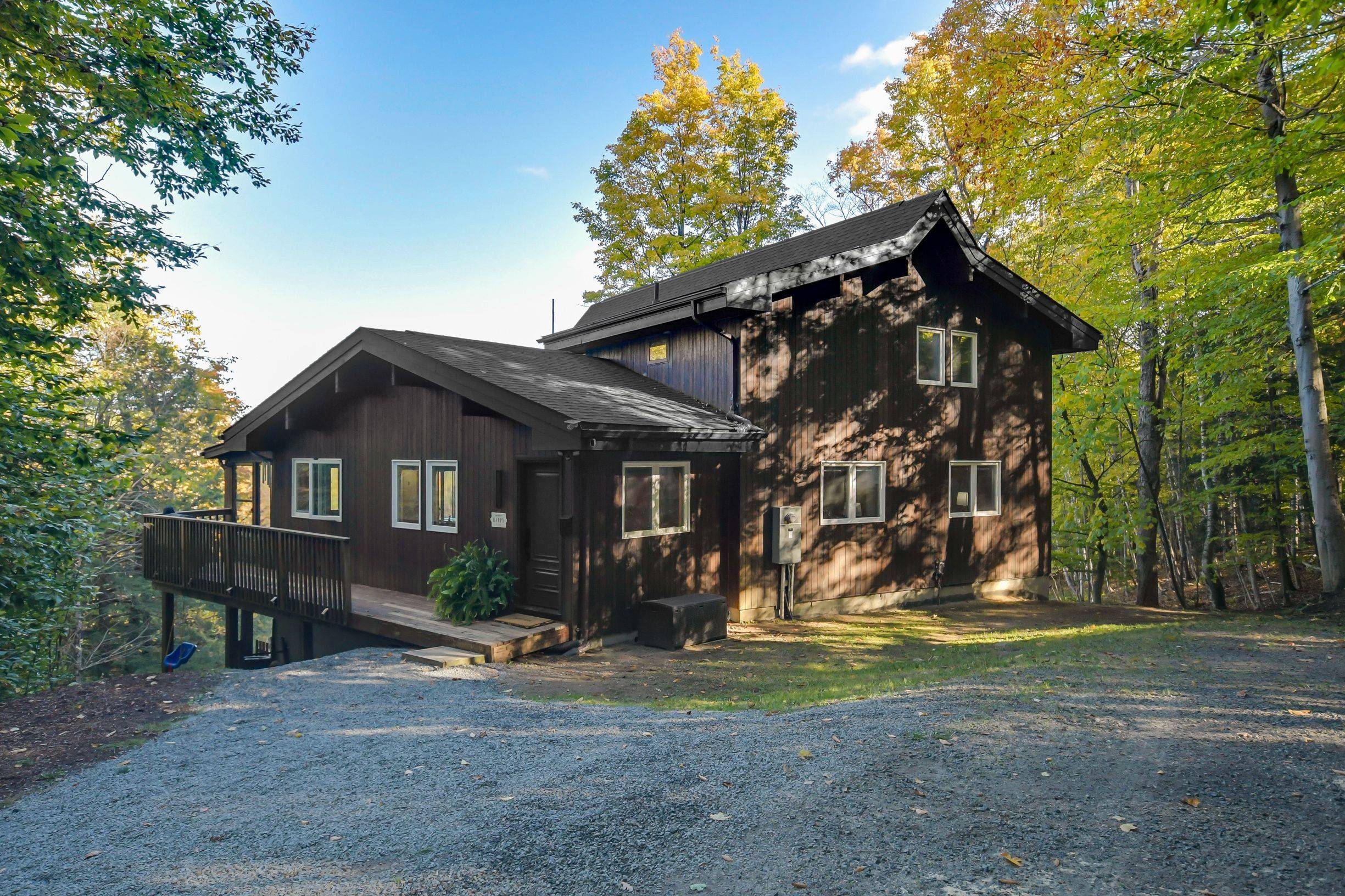 Lake Of Bays, ON P0A 1H0,1033 Point Ideal RD