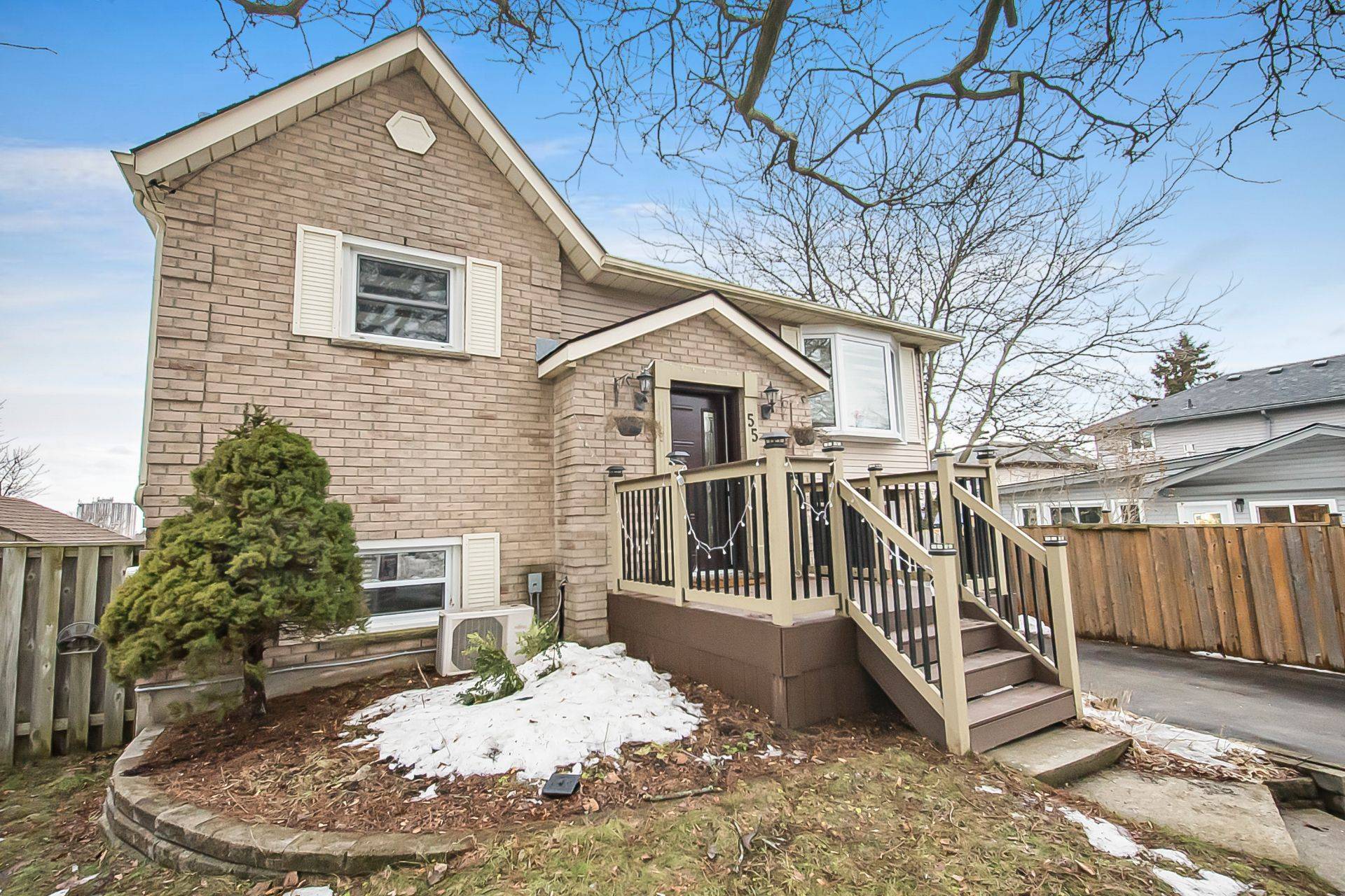 Cambridge, ON N1R 7X1,55 Woodborough PL