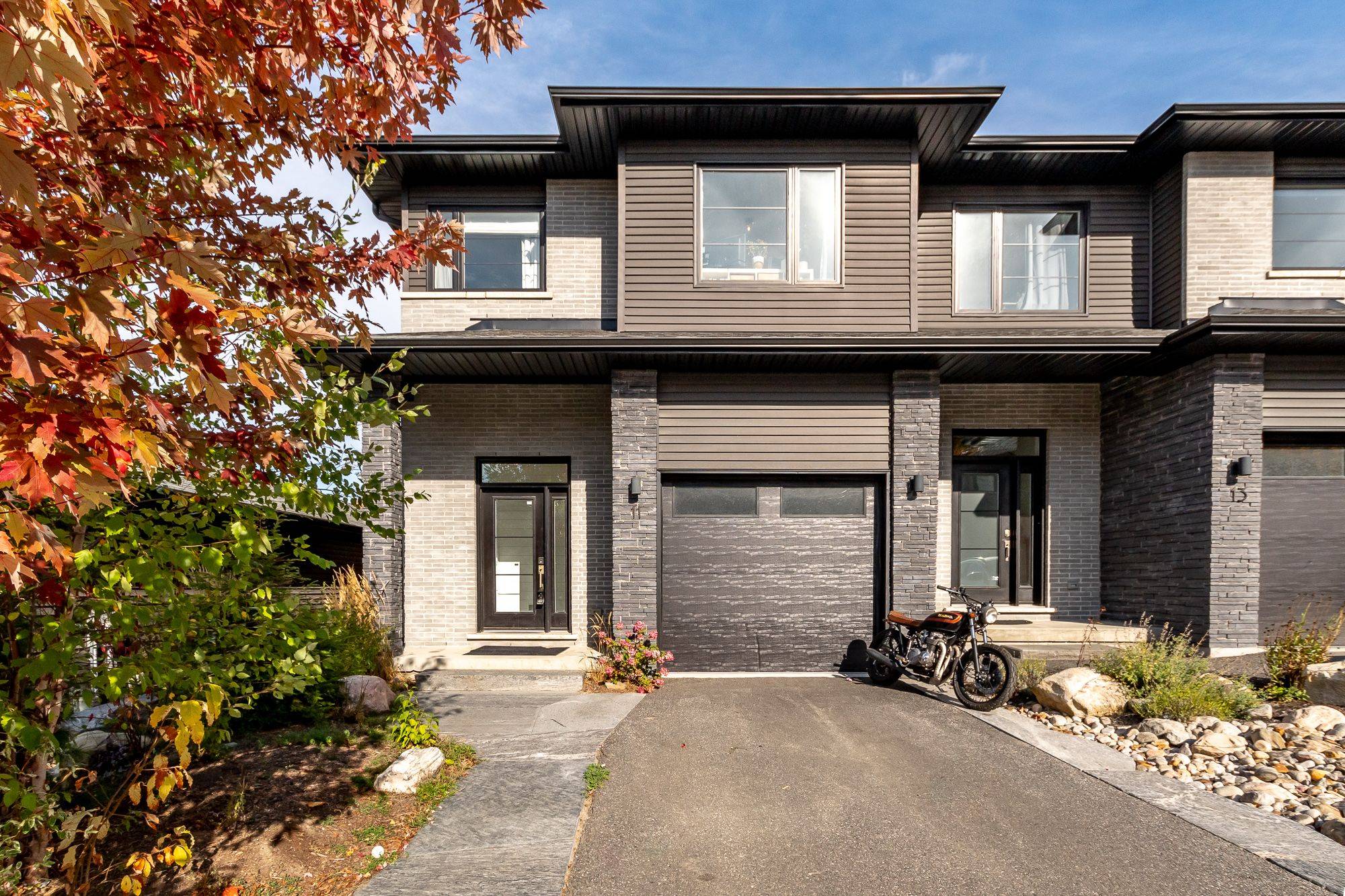 Huntsville, ON P1H 1Y3,11 Cascade LN