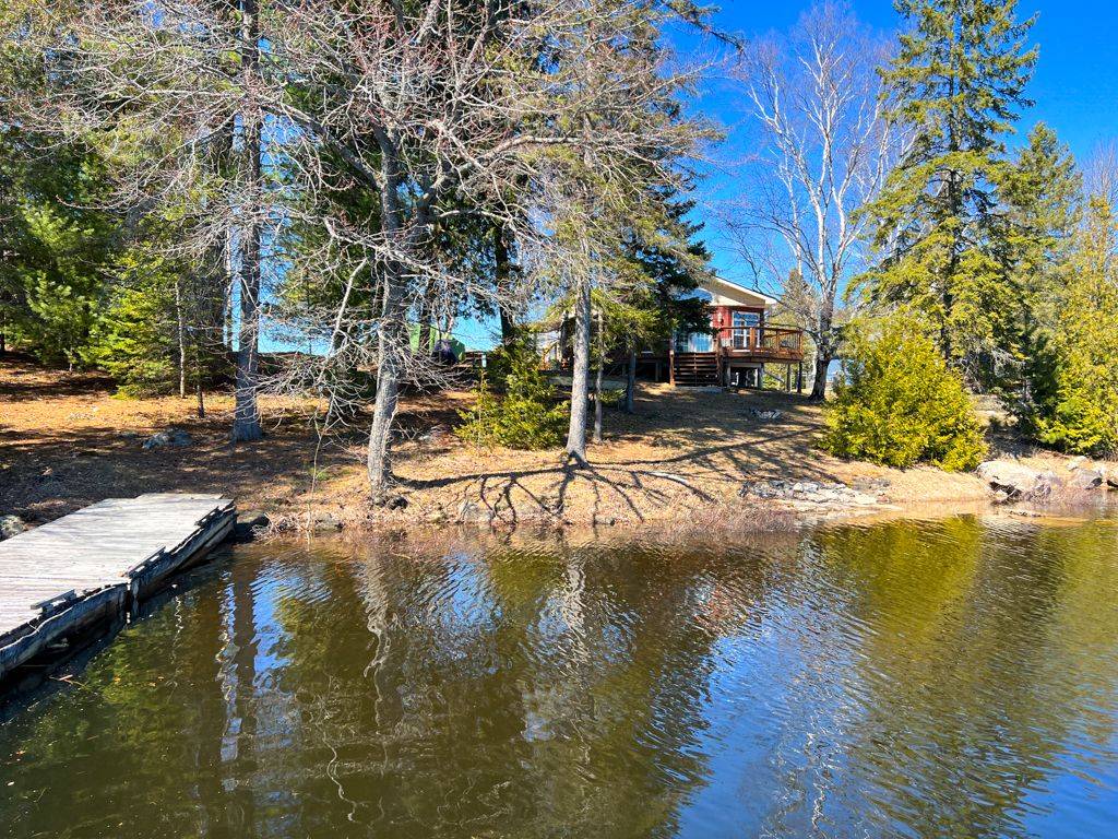 Whitestone, ON P0A 1G0,400C WHITESTONE LAKE RD