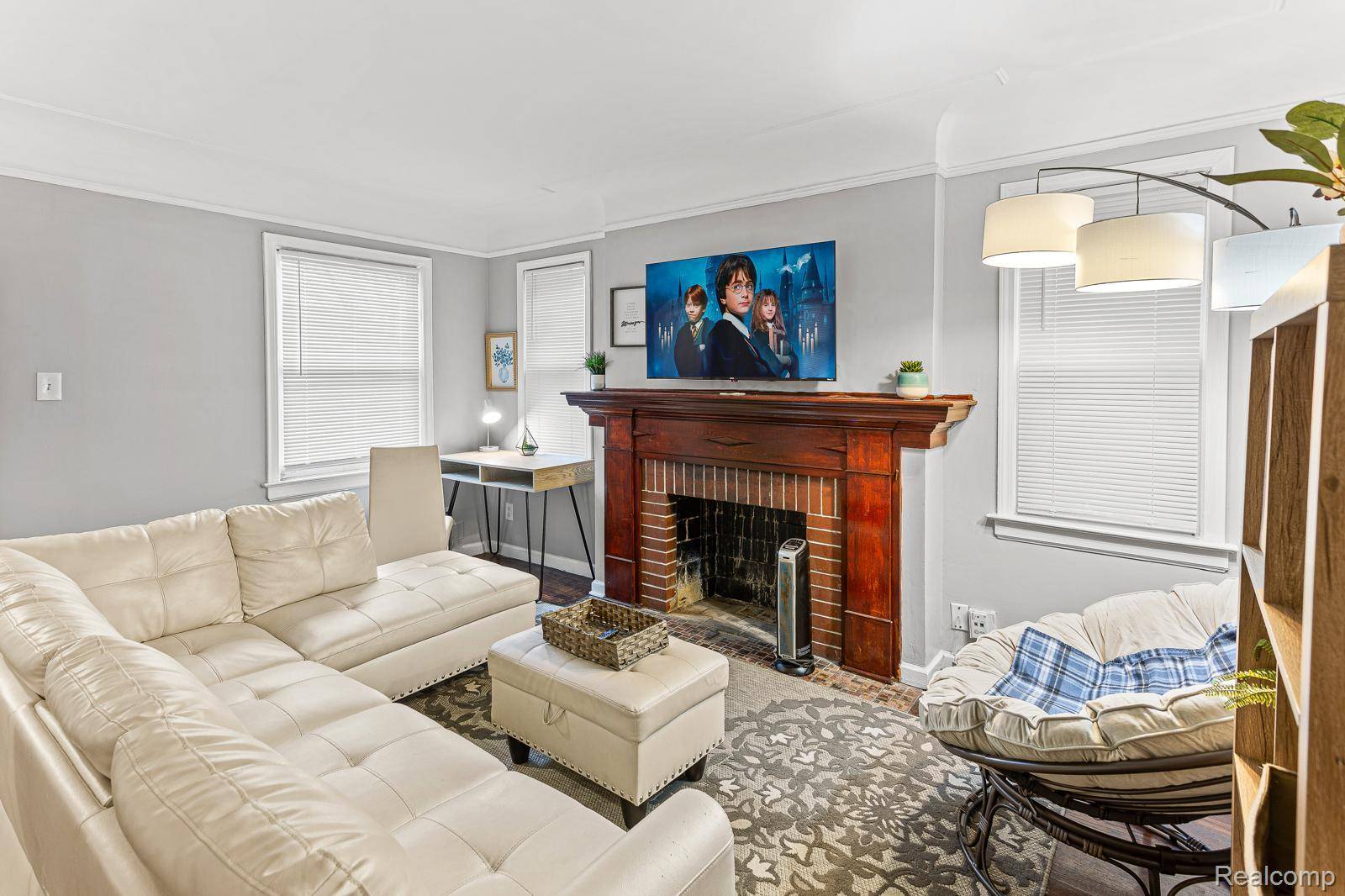 Detroit, MI 48224,9500 Lakepointe ST