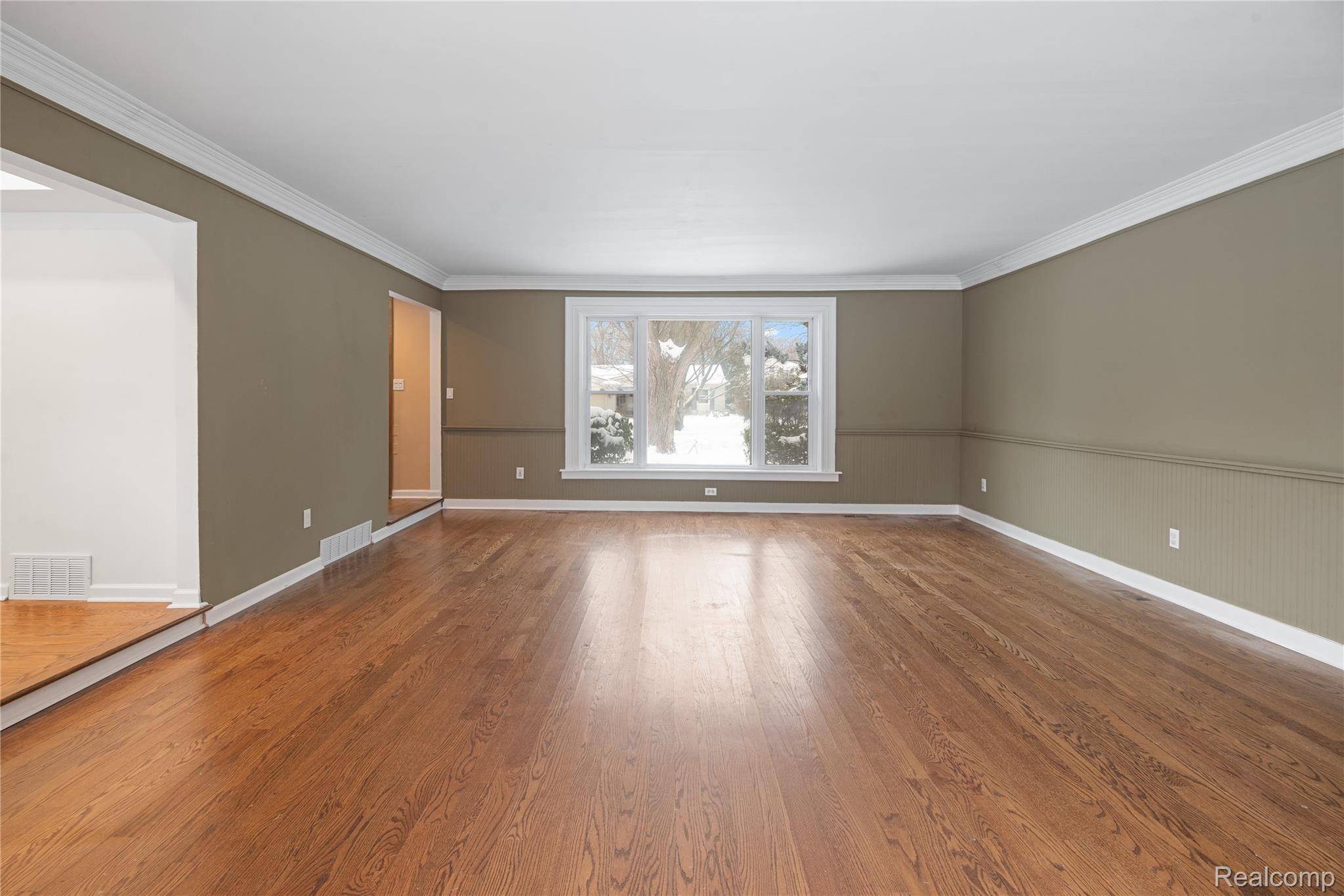 Plymouth, MI 48170,15238 Farmbrook DR