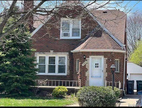 Dearborn, MI 48128,2045 N ELIZABETH ST