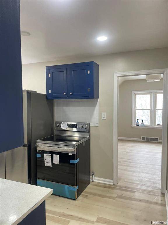 Dearborn, MI 48128,2045 N ELIZABETH ST