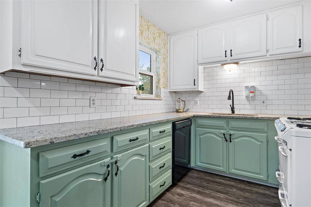 Everman, TX 76140,828 Russell Road