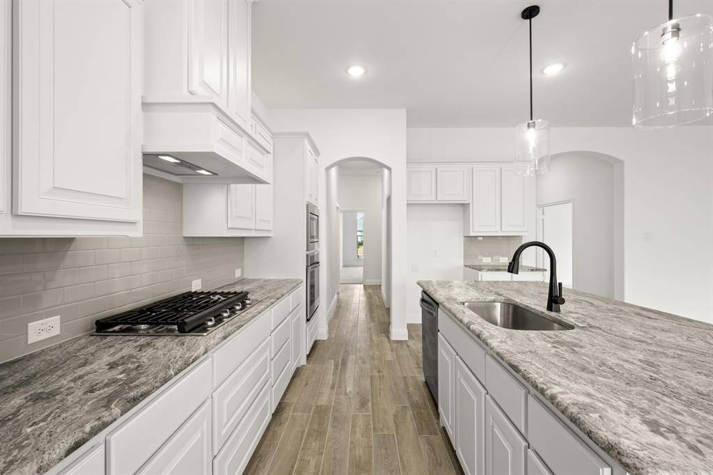 Joshua, TX 76058,7808 Barley Field Street