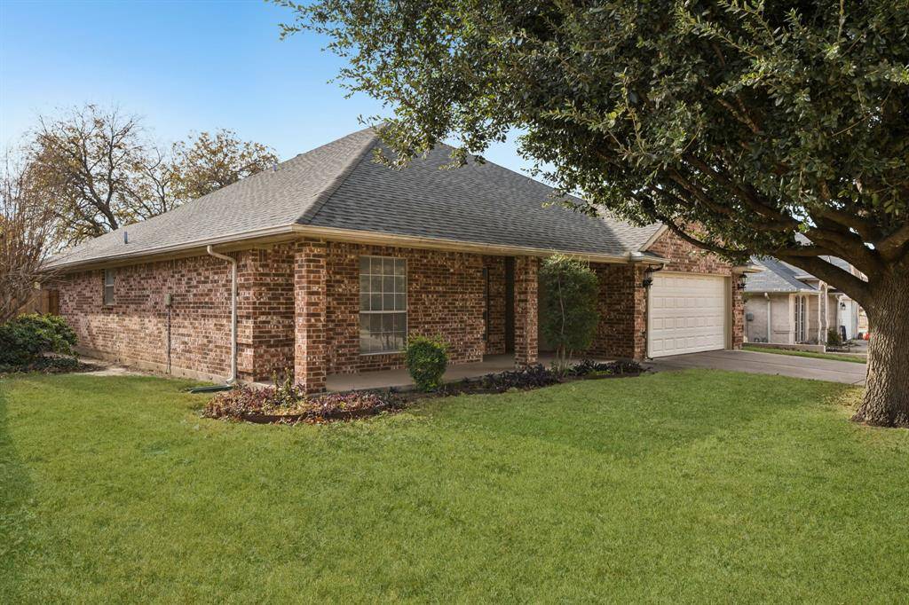 Saginaw, TX 76179,821 Willow Court