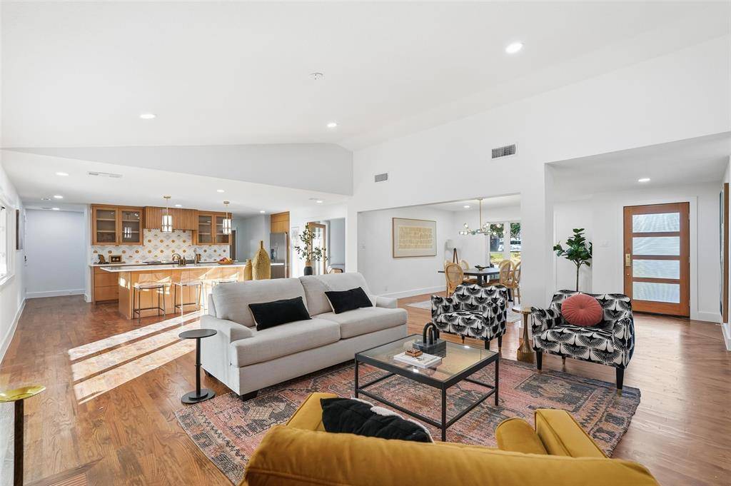 Dallas, TX 75244,4007 Echo Glen Drive