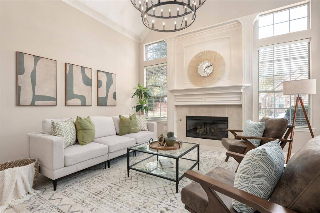 Irving, TX 75063,8606 Old Oak Drive