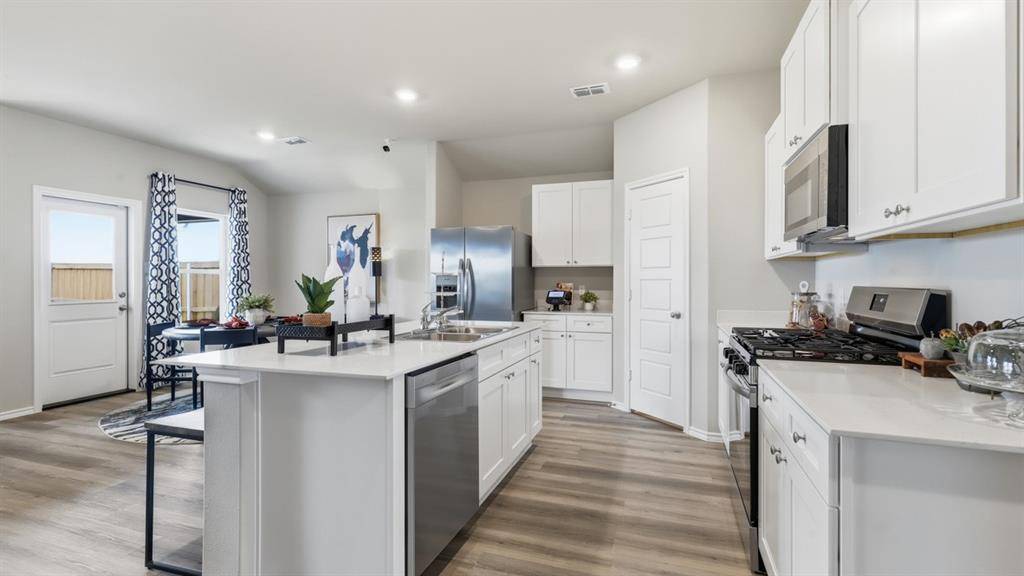 Fort Worth, TX 76036,2217 WHITE BUFFALO Way