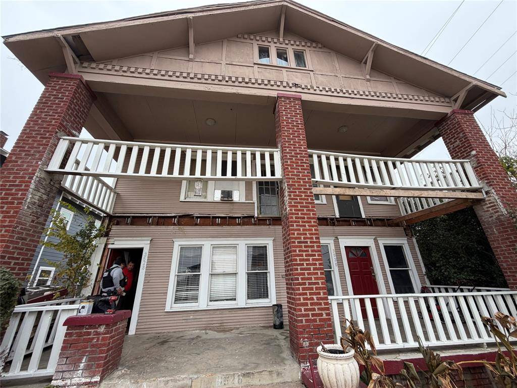 Dallas, TX 75215,3528 Colonial Avenue