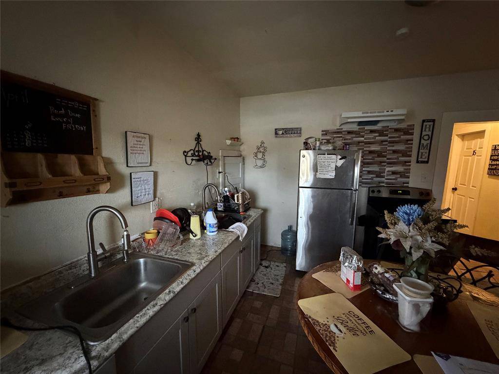 Dallas, TX 75215,3528 Colonial Avenue