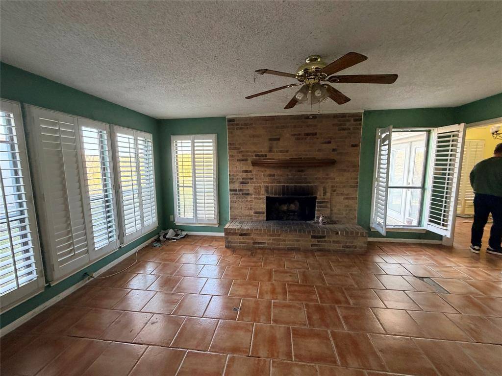 Mesquite, TX 75150,821 Via Madonna