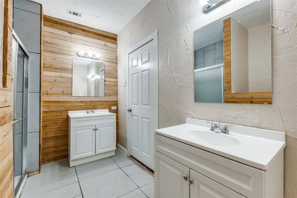 Dallas, TX 75215,3527 Dunbar Street