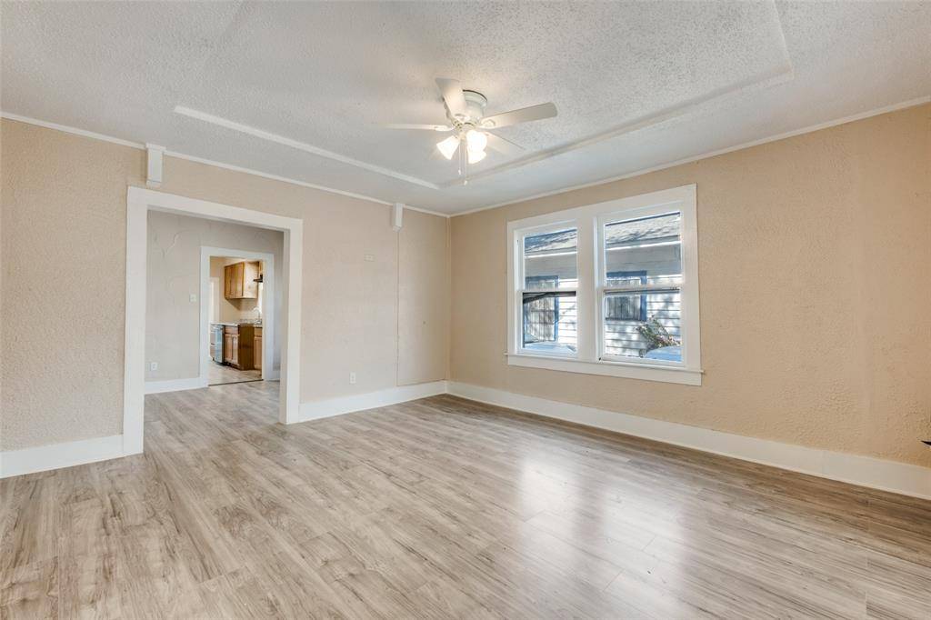 Dallas, TX 75215,3527 Dunbar Street