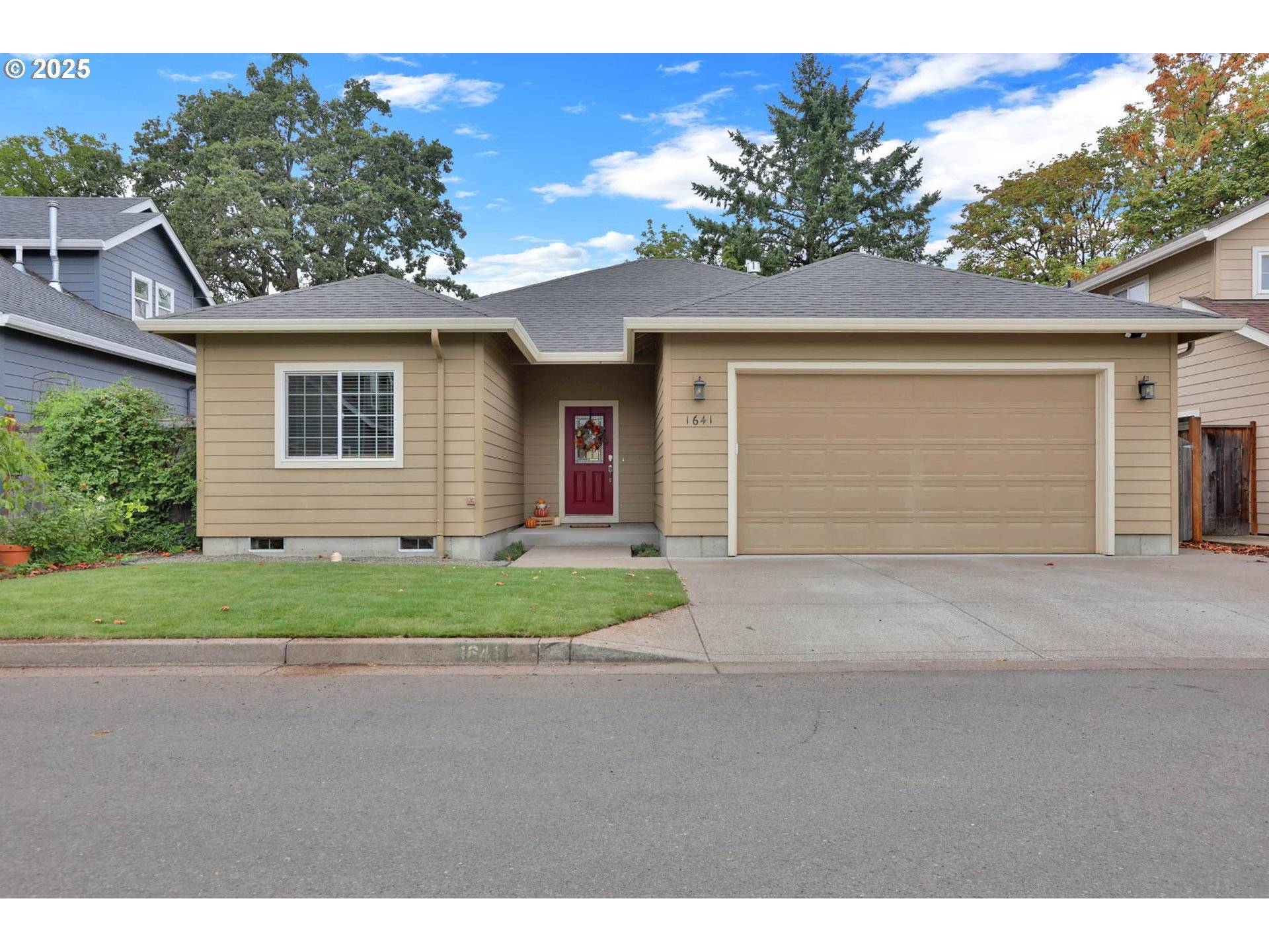 Eugene, OR 97401,1641 CHASA ST