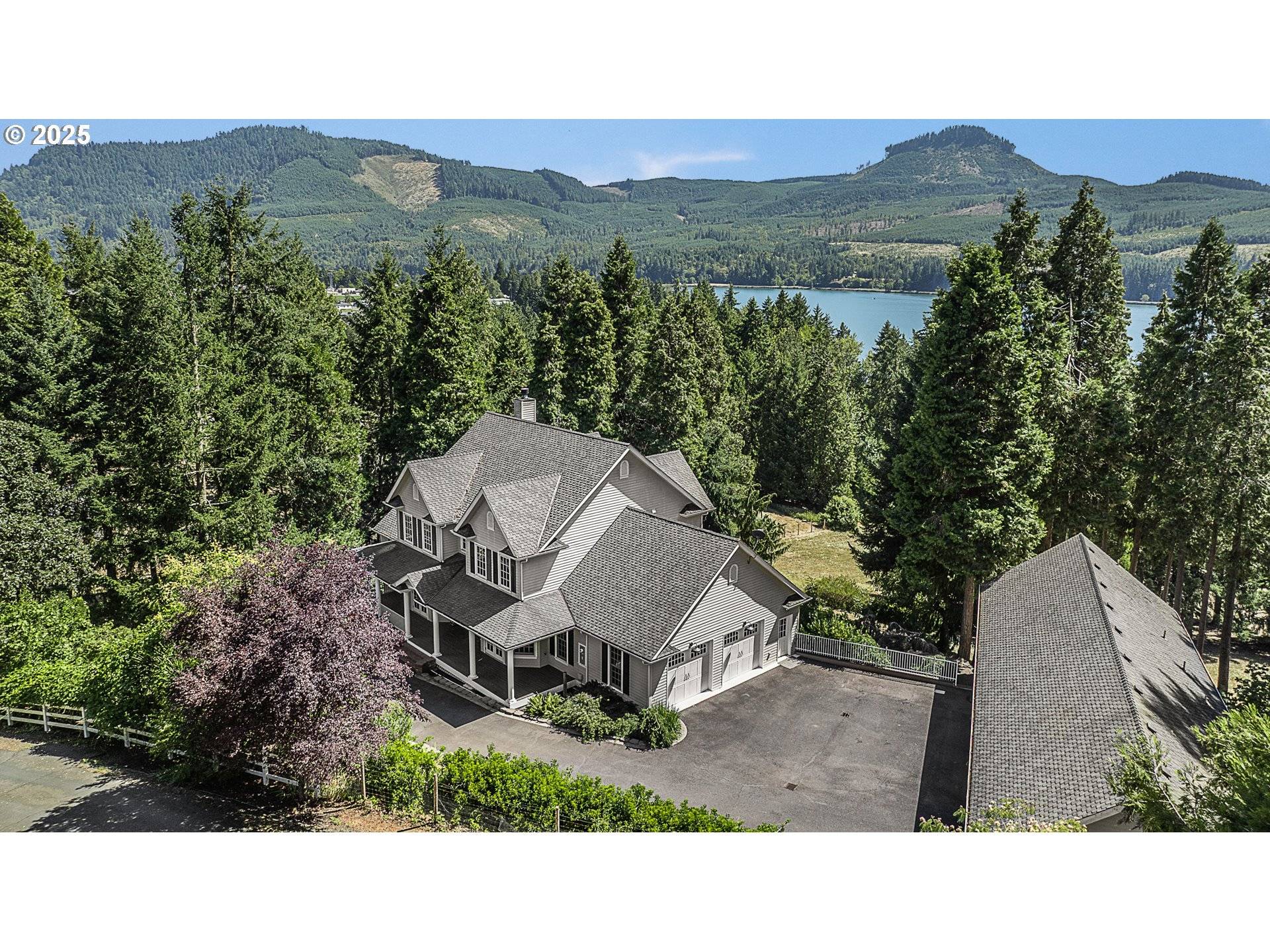 Lowell, OR 97452,375 MARINA VISTA DR