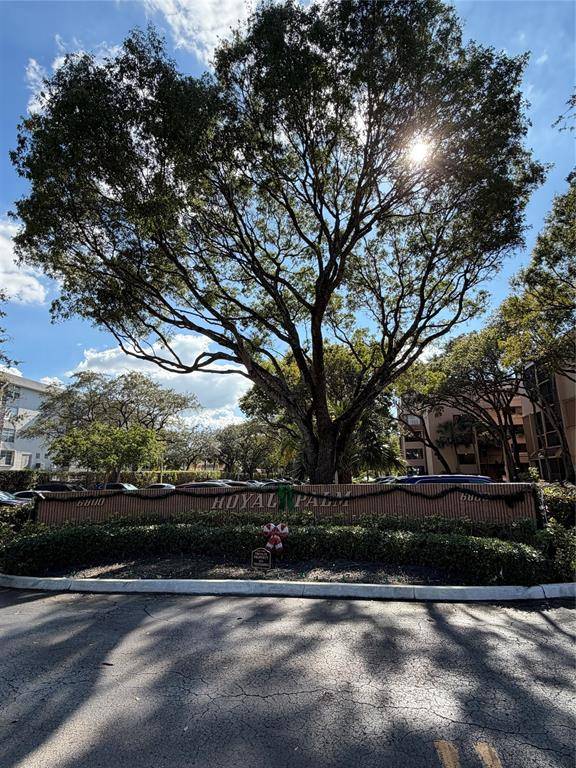 Plantation, FL 33317,6800 Cypress Rd #511