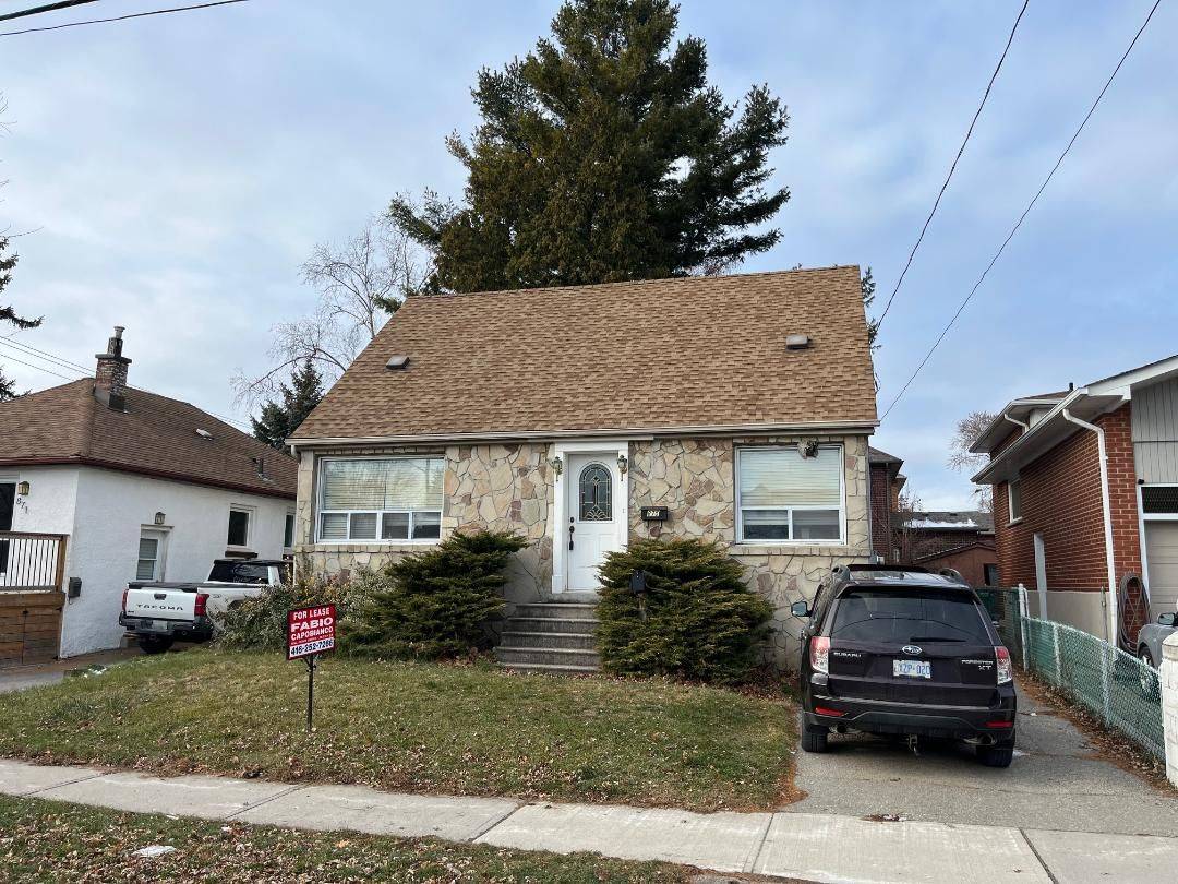 Mississauga, ON L5E 1S8,875 Tenth ST