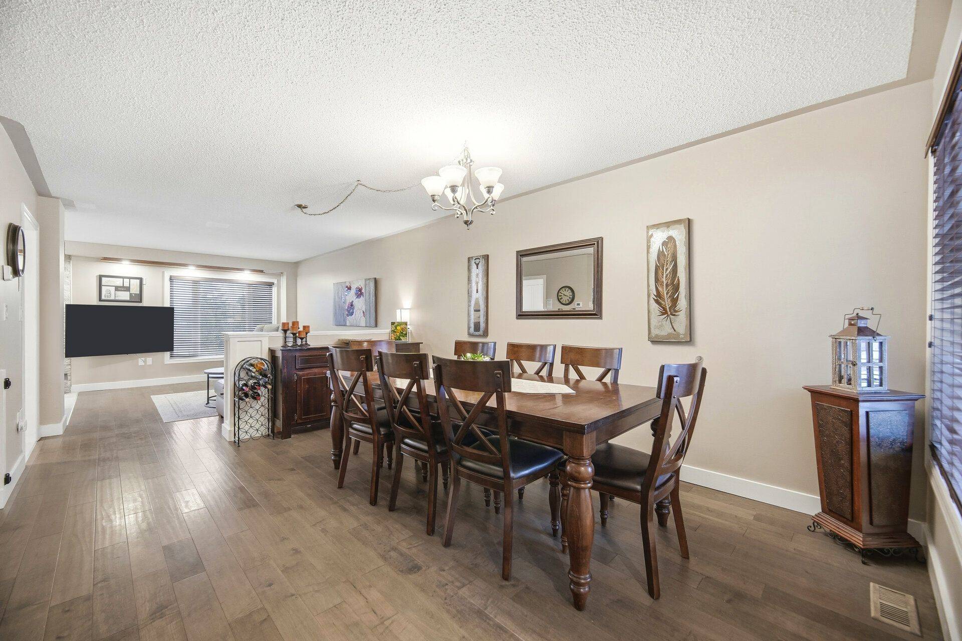 Oakville, ON L6M 3Z6,2195 Hummingbird WAY