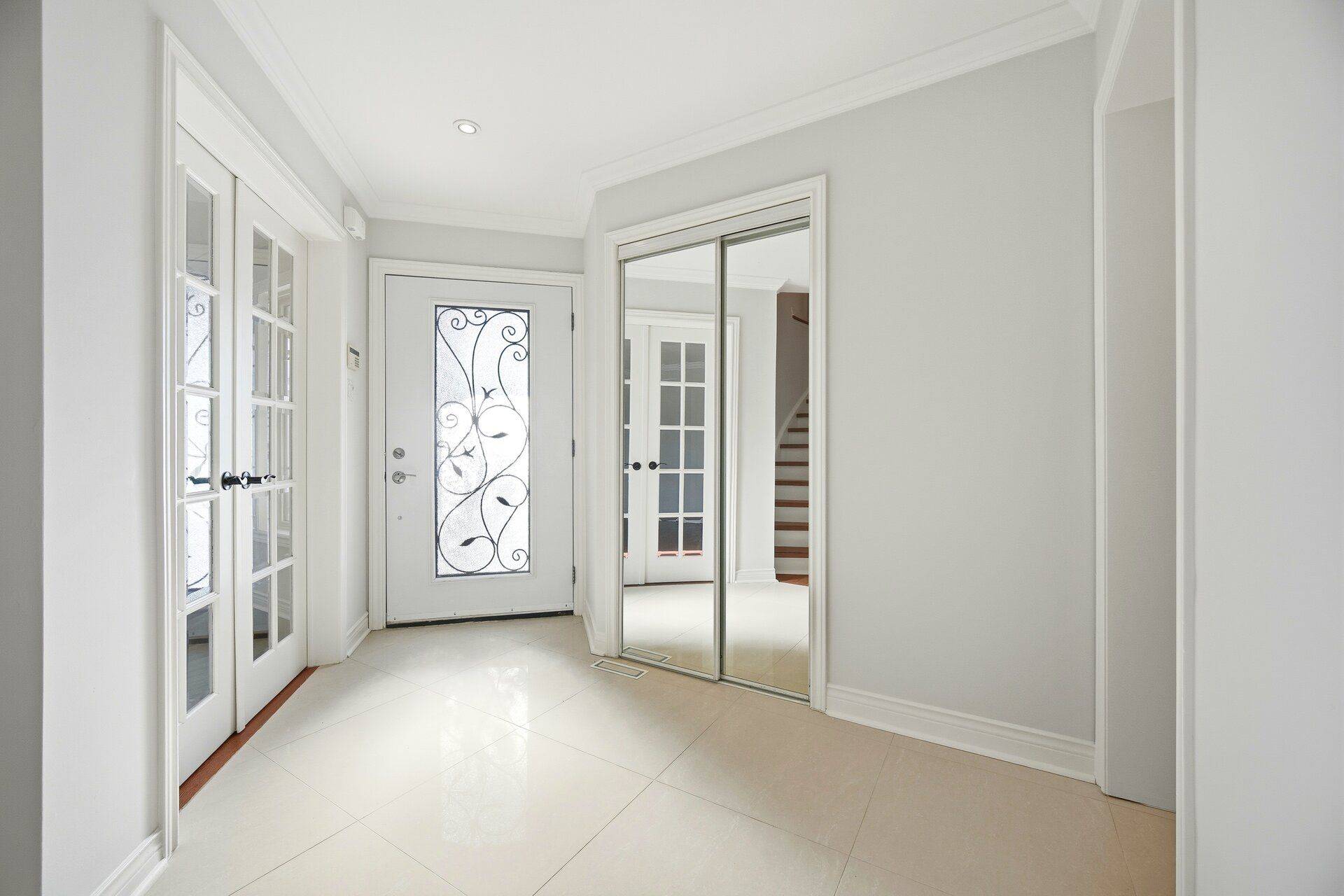 Mississauga, ON L5N 6T6,6859 Gracefield DR