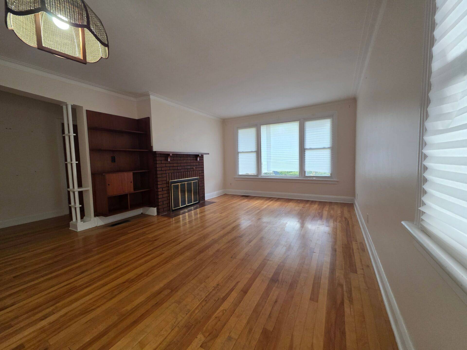 Alta Vista And Area, ON K1G 0H5,262 Dale AVE