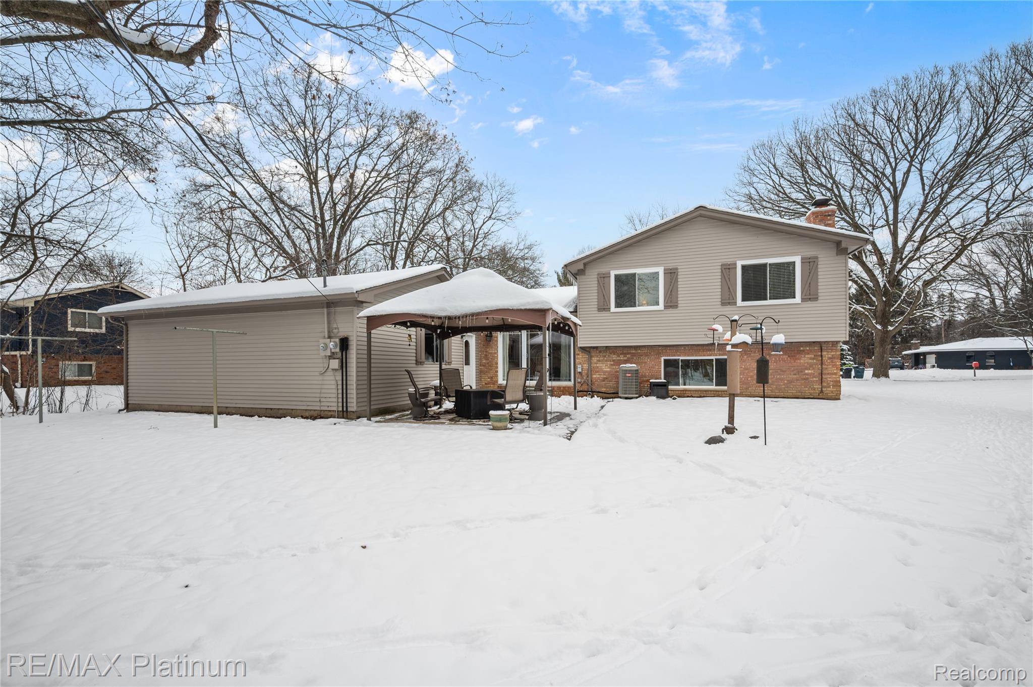 Highland, MI 48357,839 Harlequin CT