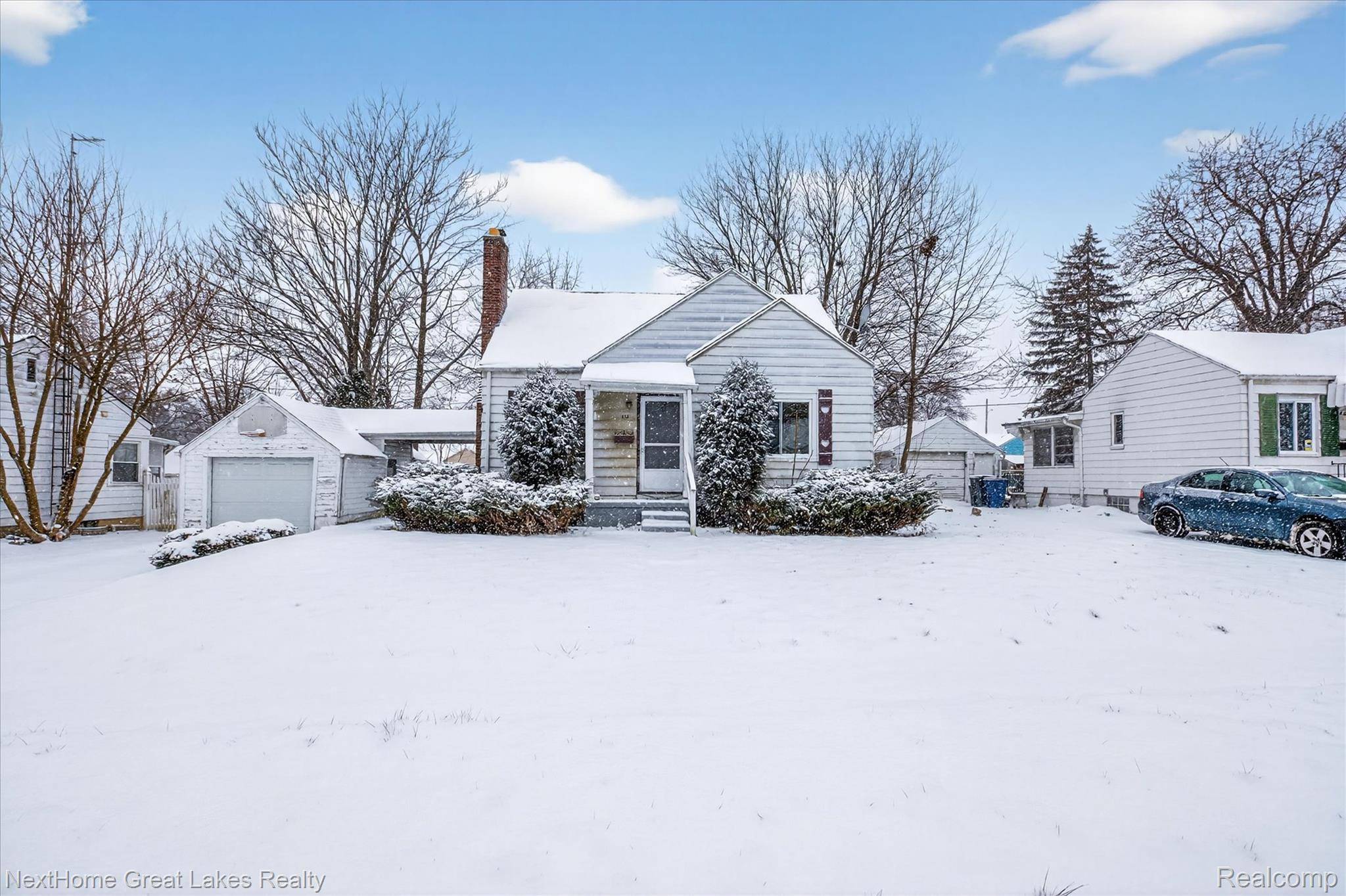 Flint, MI 48503,812 Barney AVE