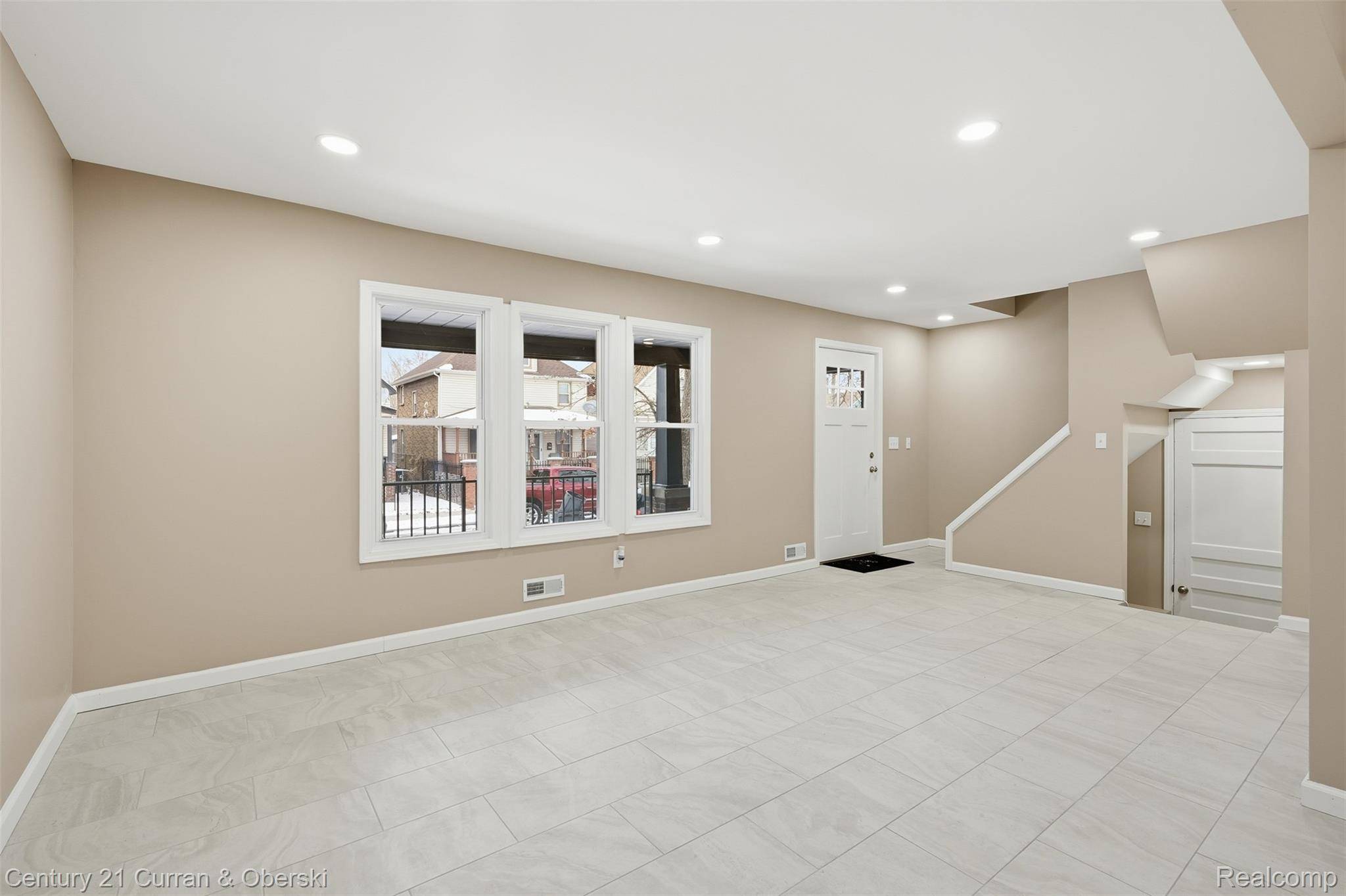 Detroit, MI 48209,8063 Gartner ST