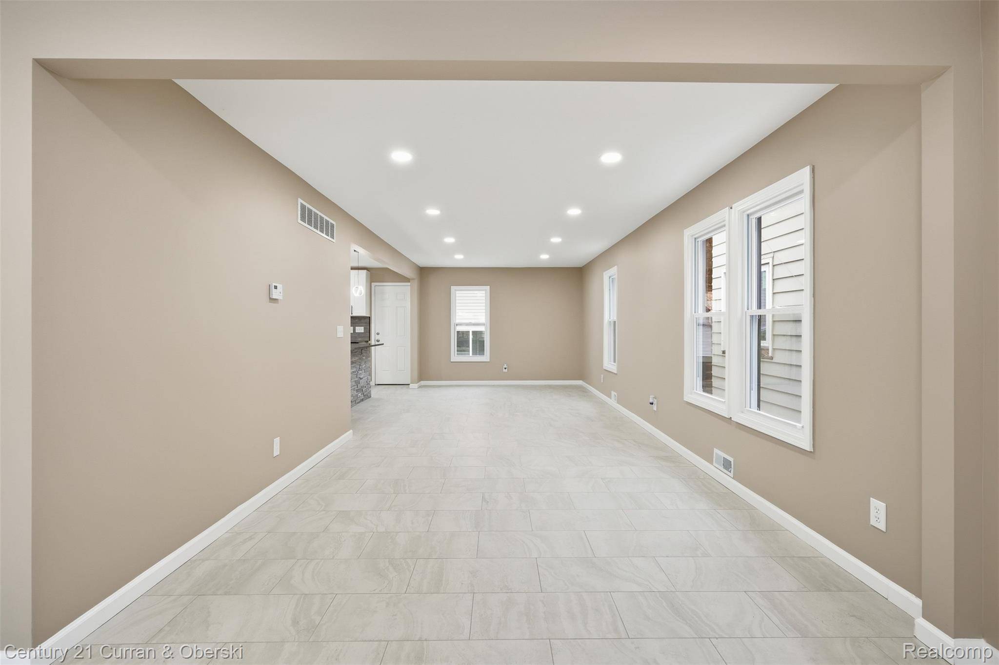 Detroit, MI 48209,8063 Gartner ST