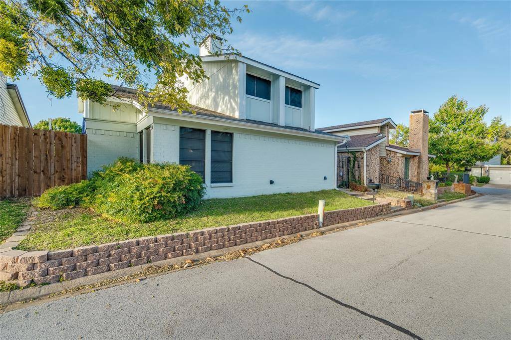 Fort Worth, TX 76179,8104 Lea Shore Street