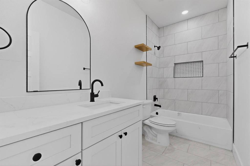 Denison, TX 75021,616 E Shepherd Street