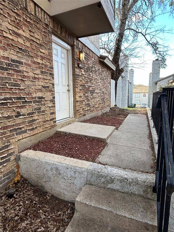 Fort Worth, TX 76112,6024 Stoneybrook Drive