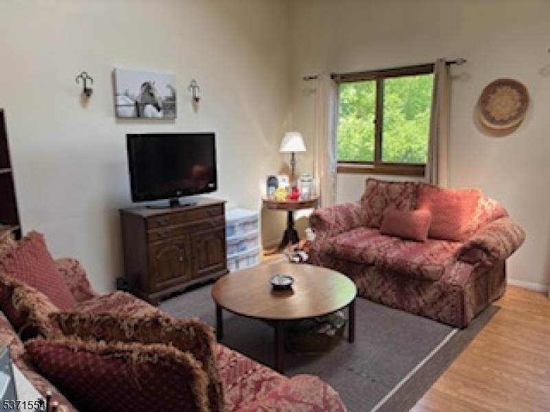 Vernon Twp., NJ 07462,1 Onuma Ct #8