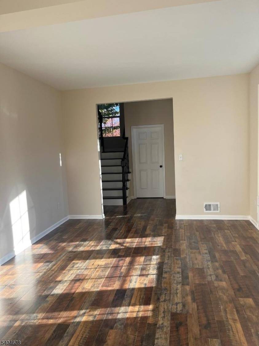 Mount Olive Twp., NJ 07840,196 Winding Hill Dr