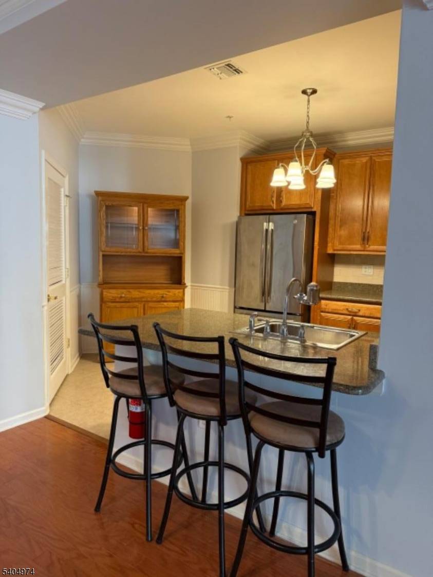 Clifton City, NJ 07013,6208 Harcourt Rd #6208