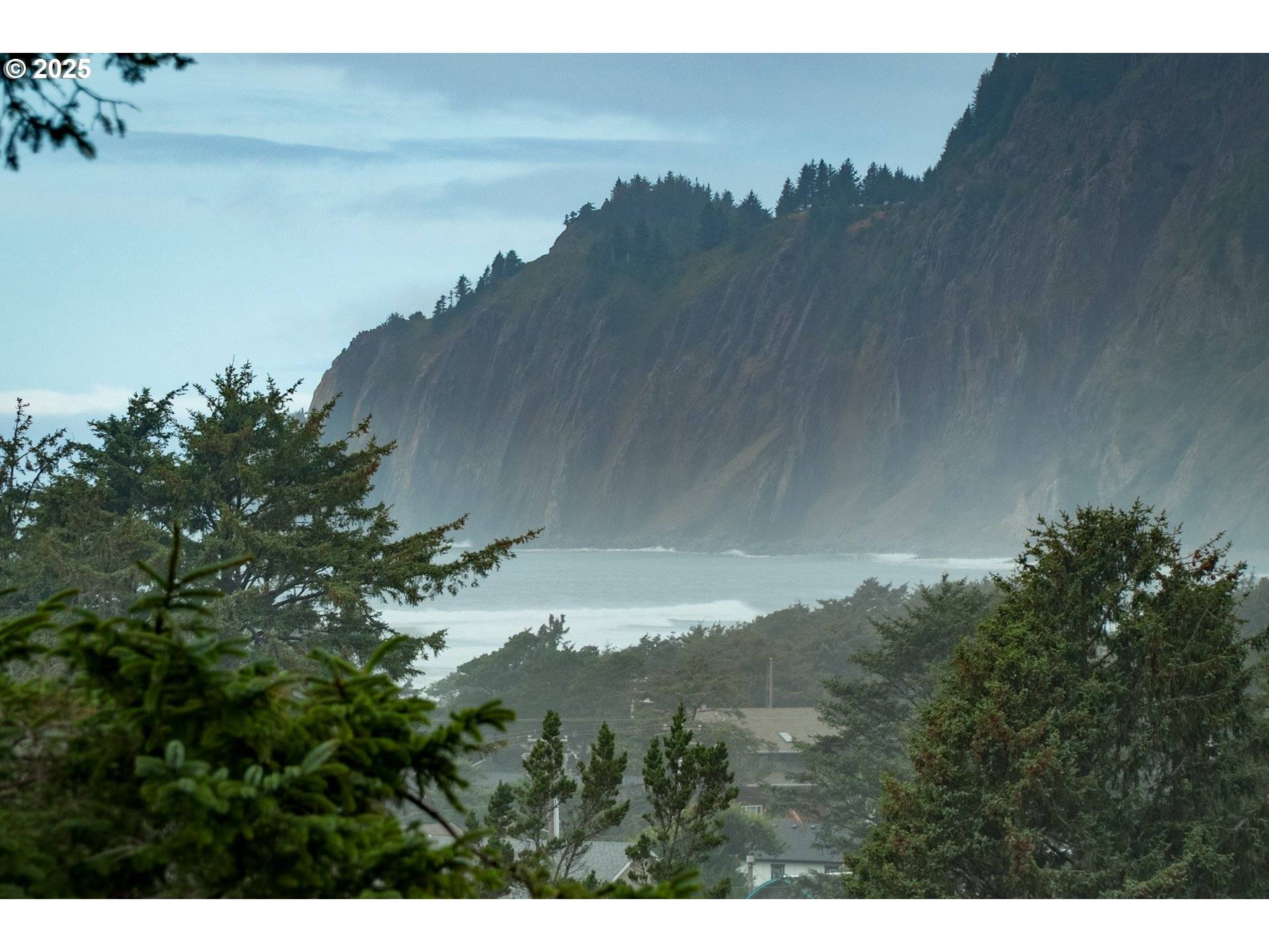 Manzanita, OR 97130,388 RIDGE CT