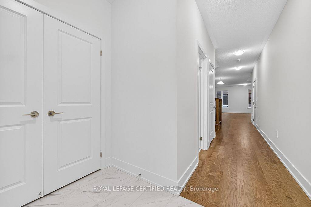 Milton, ON L9E 2E9,1468 Savoline BLVD