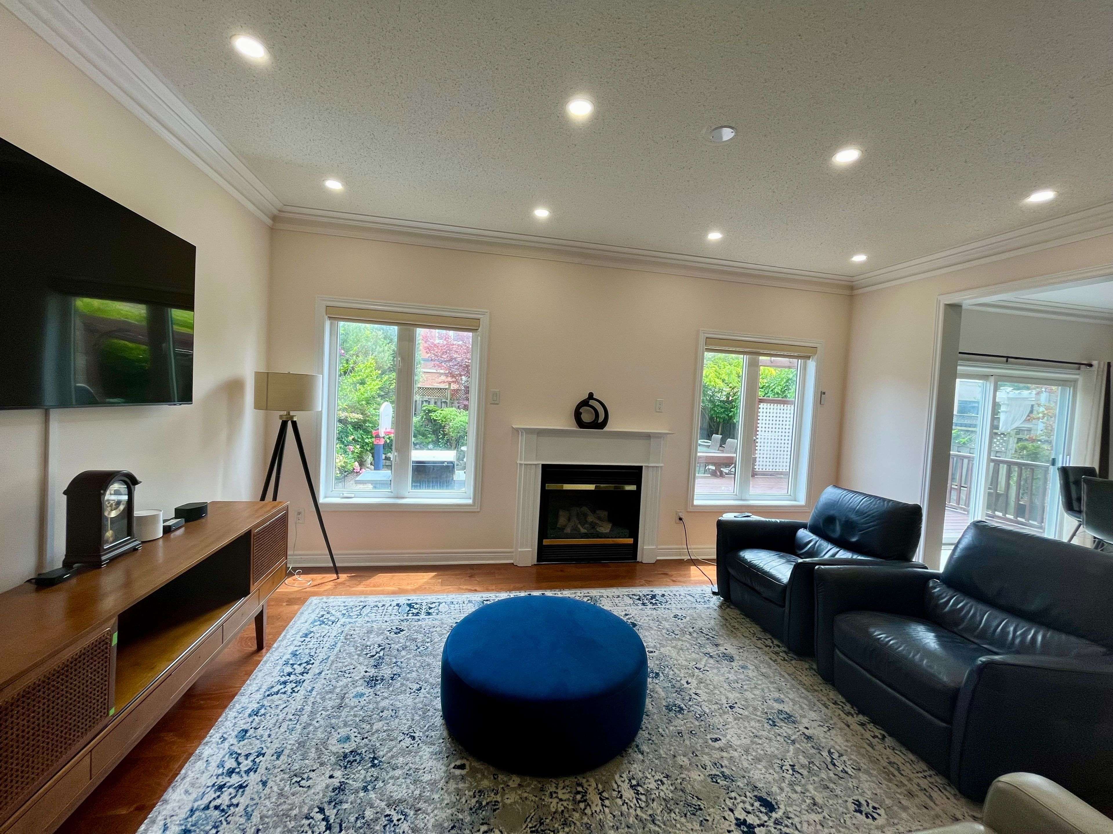 Mississauga, ON L5M 7V7,3274 Pringle PL