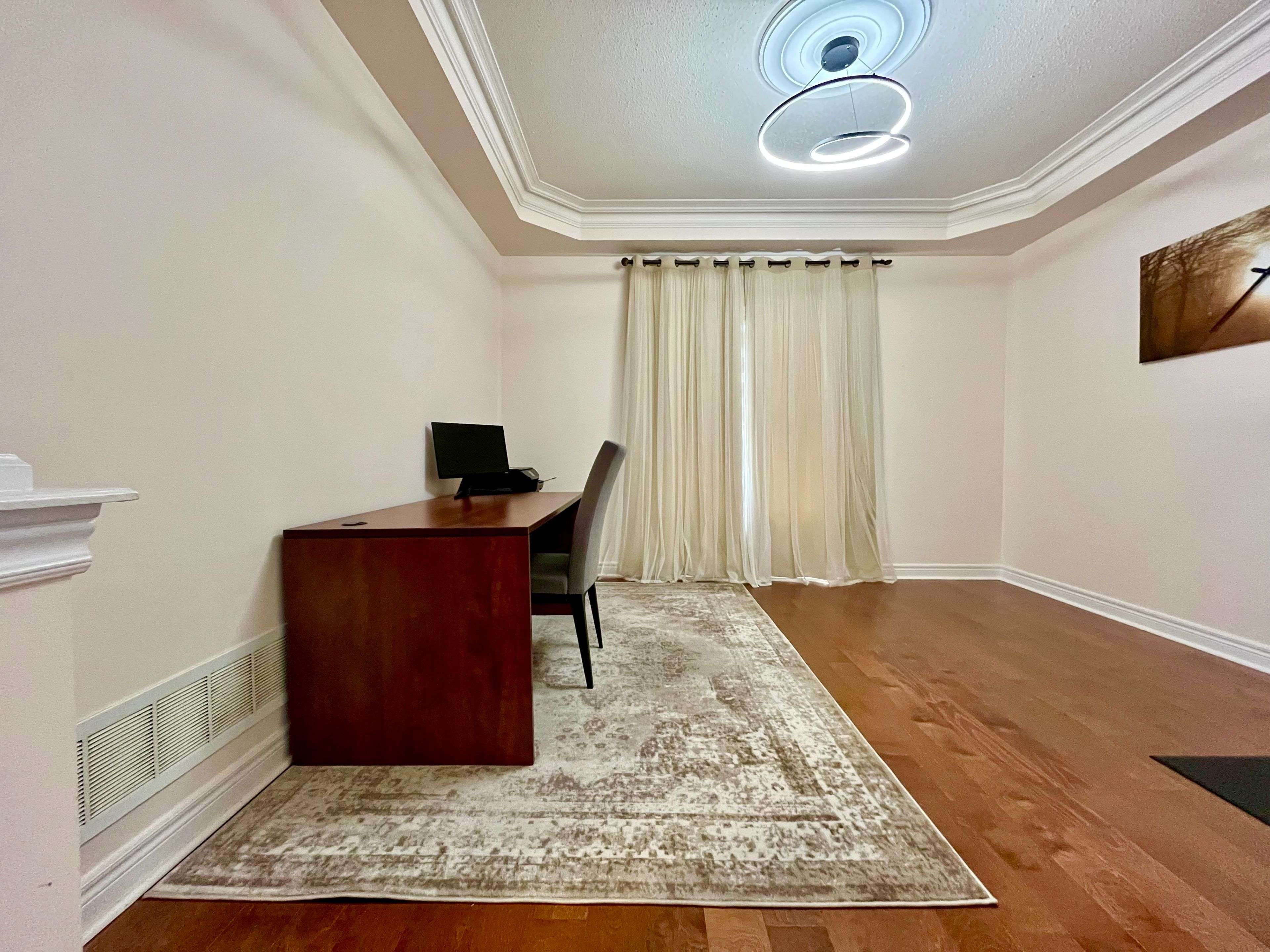 Mississauga, ON L5M 7V7,3274 Pringle PL