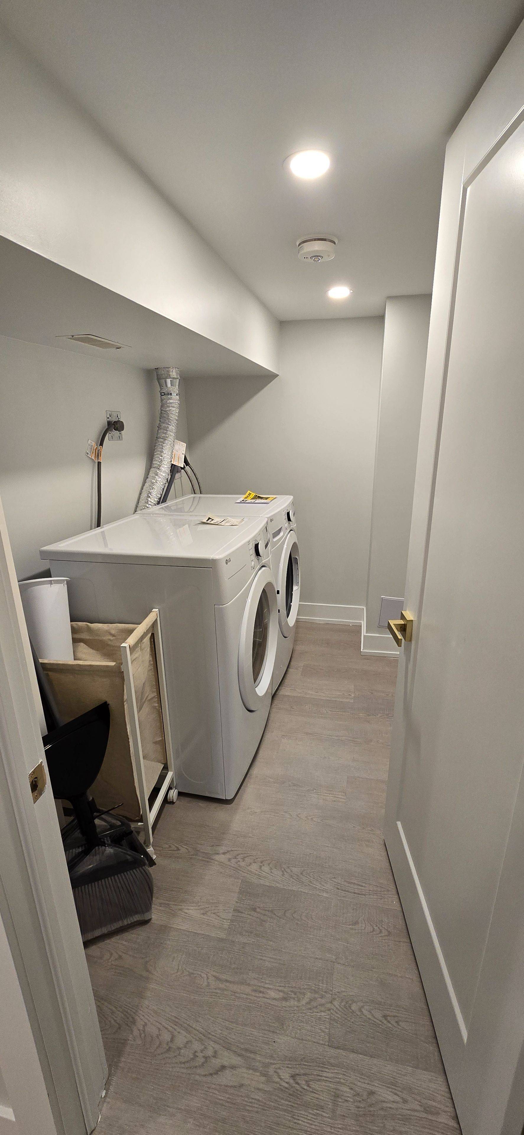 Oakville, ON L6H 0S3,441 George Ryan AVE S #Basement