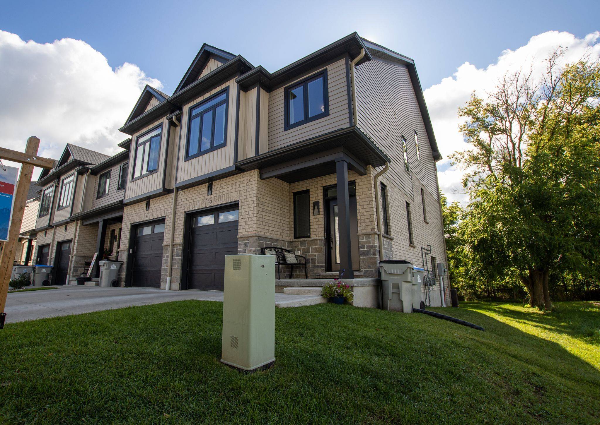 Strathroy-caradoc, ON N0L 1W0,601 LIONS PARK DR #30